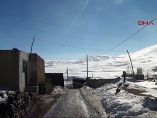 Askeri araç devrildi: 3 şehit, 18 yaralı