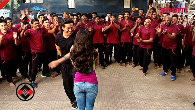 Hrithik Roshan appreciates Tiger Shroff - Bollywood News - #TMT