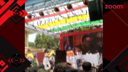 Urvashi Rautela dances at zoom Holi Party - Bollywood News - #TMT