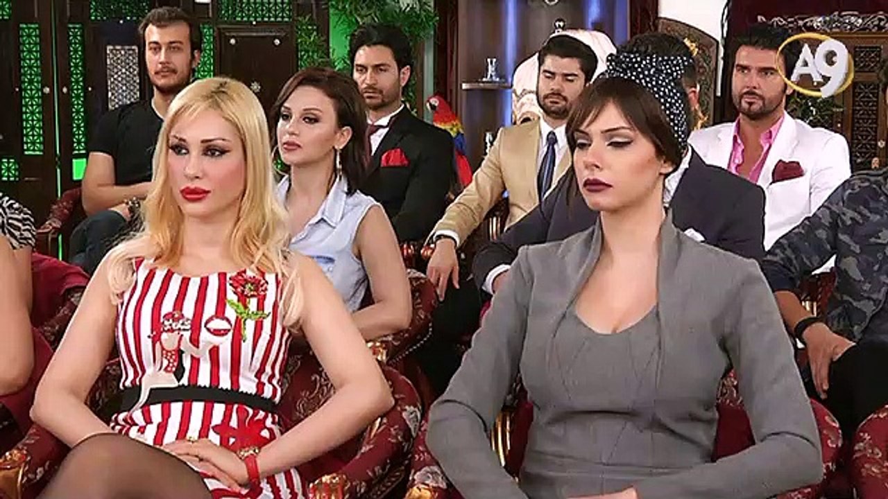 Peygamberimiz (sav); Allah Hz. Mehdi (as) için gökten 9.313 melek indirecektir.