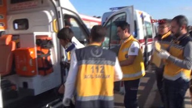 Şanlıurfa? da İşçi Servisi Devrildi, 14 İşçi Yaralandı