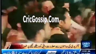 Shahid Afridi Interview After Beating His Fan On Karachi AirPort On Dawn News