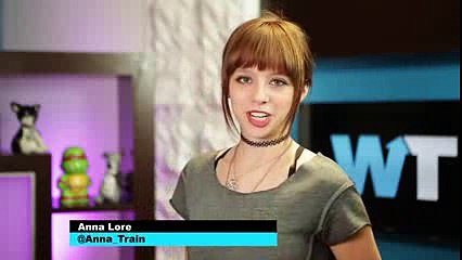 Woman GIVES BIRTH In A Mini Van - What's Trending Now