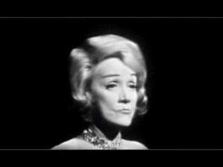 Marlène Dietrich. Where have all the flowers gone