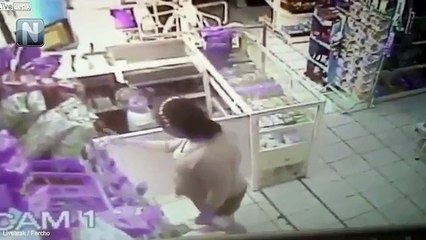 Shocking moment mother teaches four-year-old daughter to steal