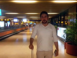Departure to "KARBALA" A video video message to all fan by "FARHAN ALI WARIS" from Karachi Airport