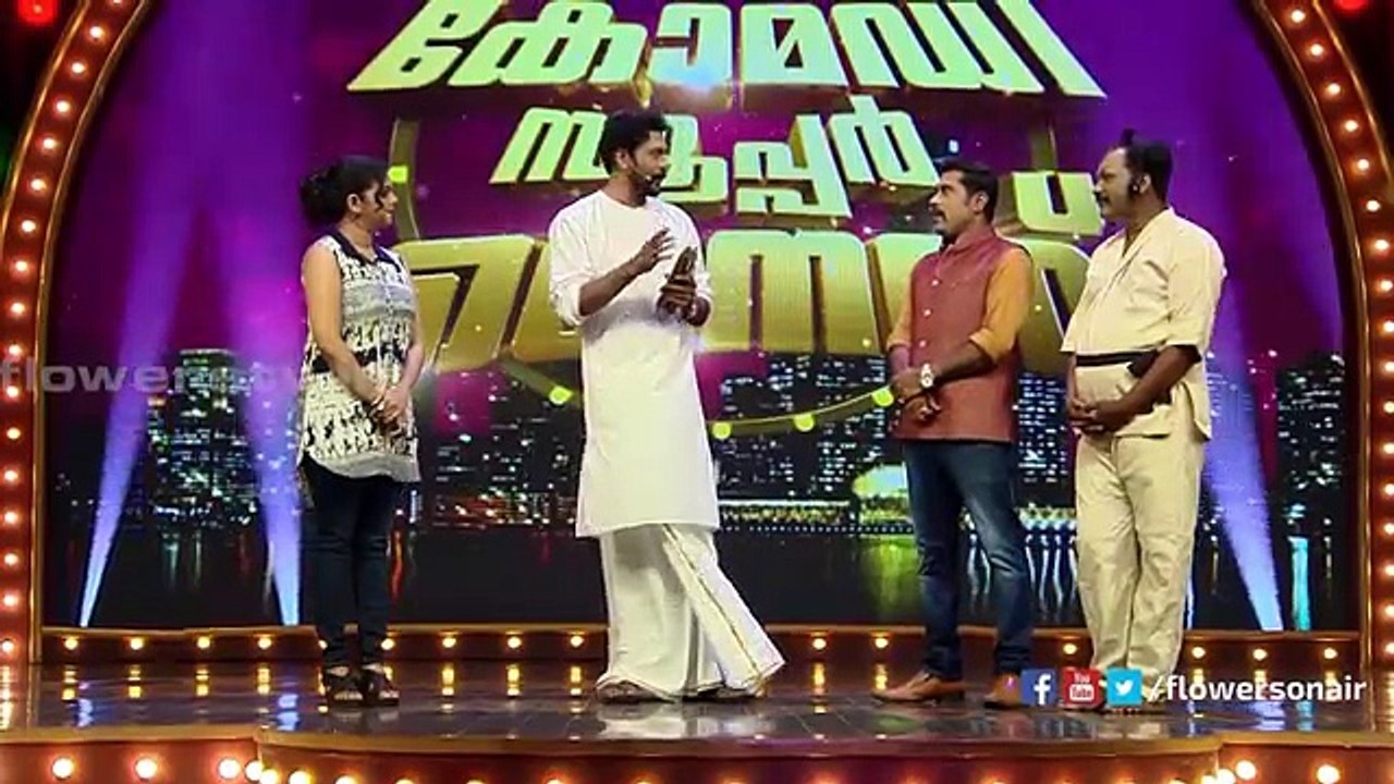 Babu Antony Teaches How to use a dangerous weapon
