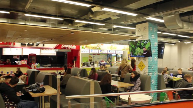 Бал до потери туфелек в Торговом Центре «Муравей» в центре Сормово