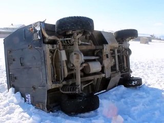 Ağrı'da özel harekatçı polisler kaza yaptı: 1 şehit, 5 yaralı