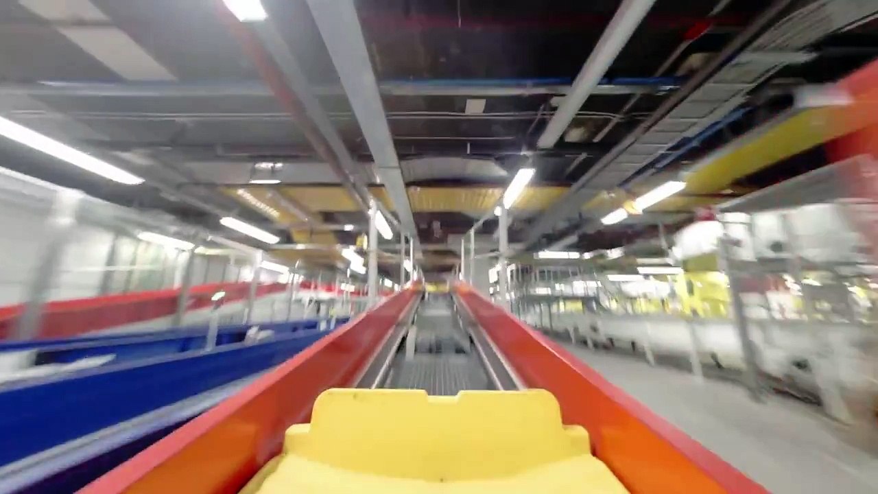 Ever Wonder What Happens To Your Suitcase At The Airport? What Follows Next Is Pretty Amazing…