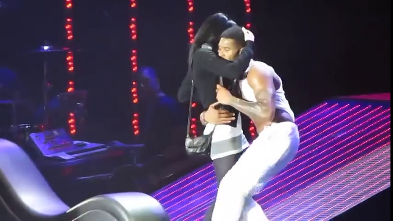 Usher İle Hayranının Seksi Dansında Komik Final