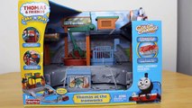 Thomas and friends Color Changers Take 'N Play Thomas At The Ironworks Set With Color Changers Cars!
