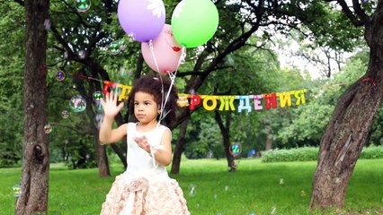 Living Out Loud: A Daughter's Destiny (Book Trailer)