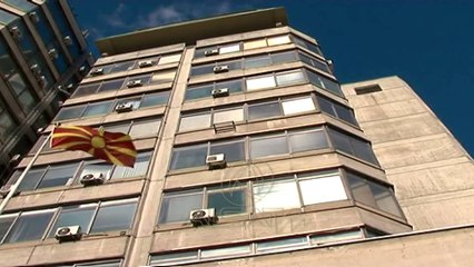 Bogov mbron hapjen e llogarive jashtë vendit