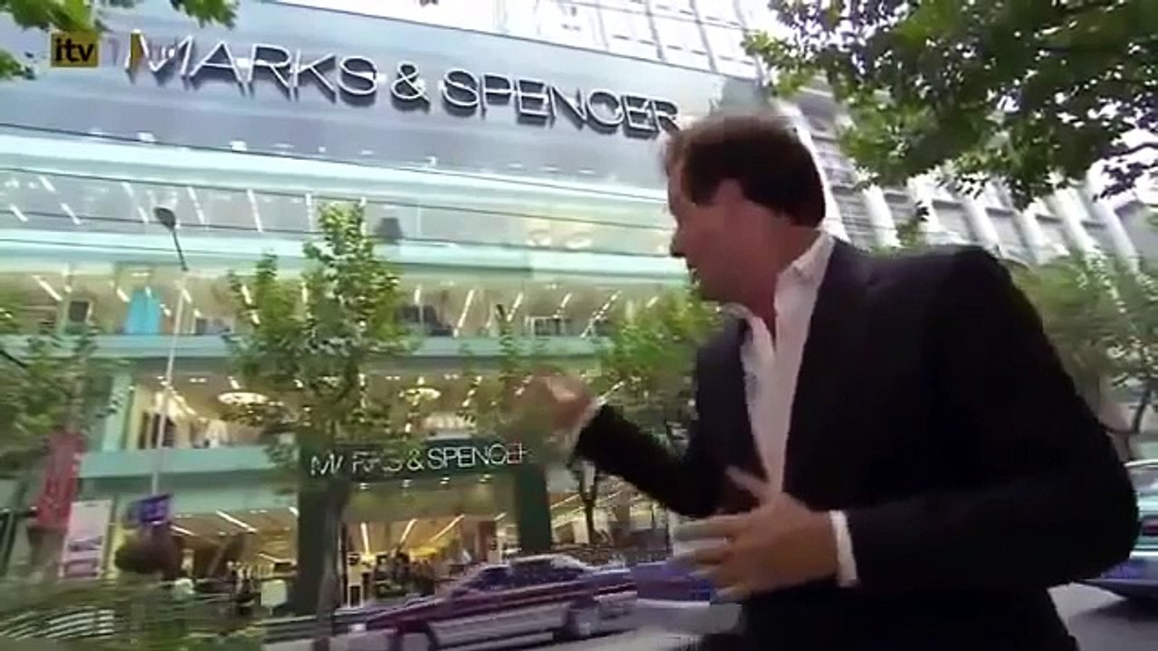 China's Rich & Famous - Rich Lifestyle- Piers Morgan on Shanghai 29