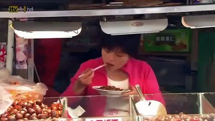 China's Rich & Famous - Rich Lifestyle- Piers Morgan on Shanghai 30