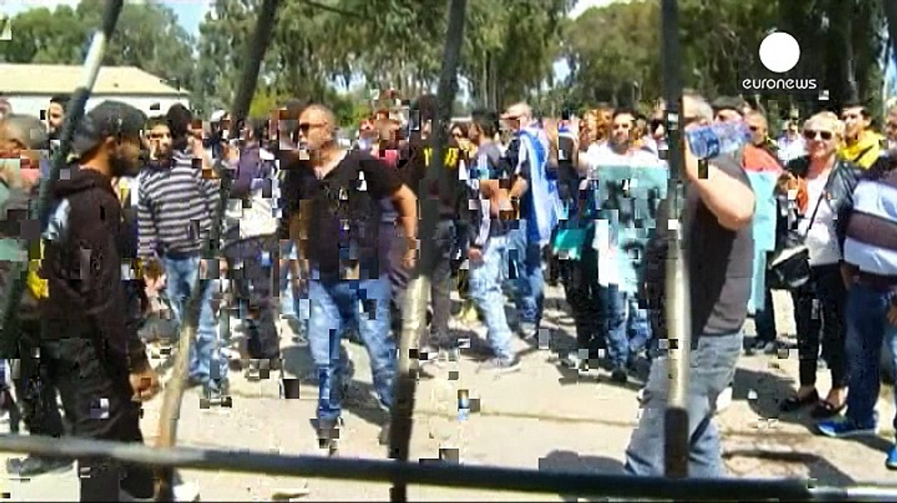 Supporters gather as Israeli soldier appears in court