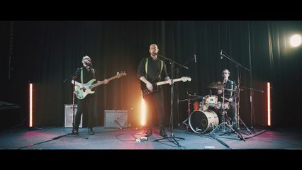 Boom Selection Modern Party Band from Guildford