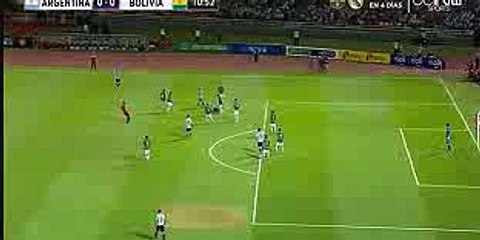 Gonzalo Higuain Fantastic Elastico Skills - Argentina 0-0 Bolvia 30.03.2016 HD