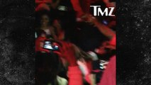 Khloe Kardashian -- Back in the Club ... TWERKING on Game