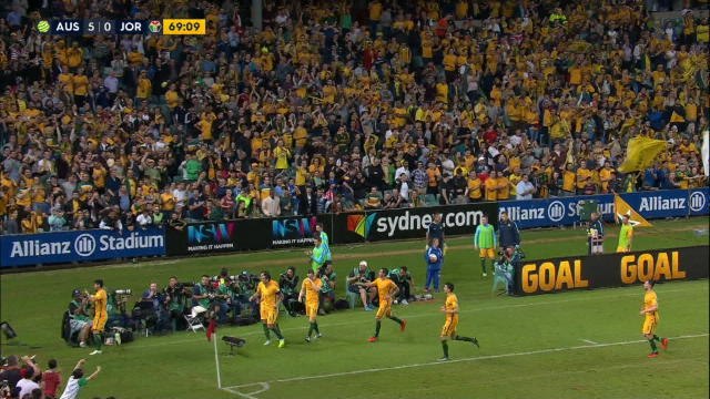 Qualif. CdM 2018 - L'Australie marque avec deux ballons sur le terrain