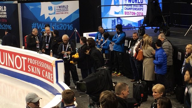 2016-03-29 World Championships - Men Group 4 Practice Clip A