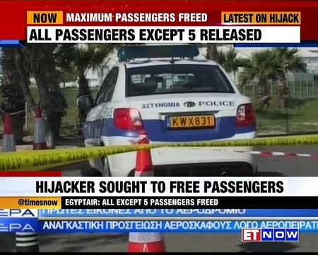 EgyptAir hijack: 56 freed, 4 foreigners and crew still on plane