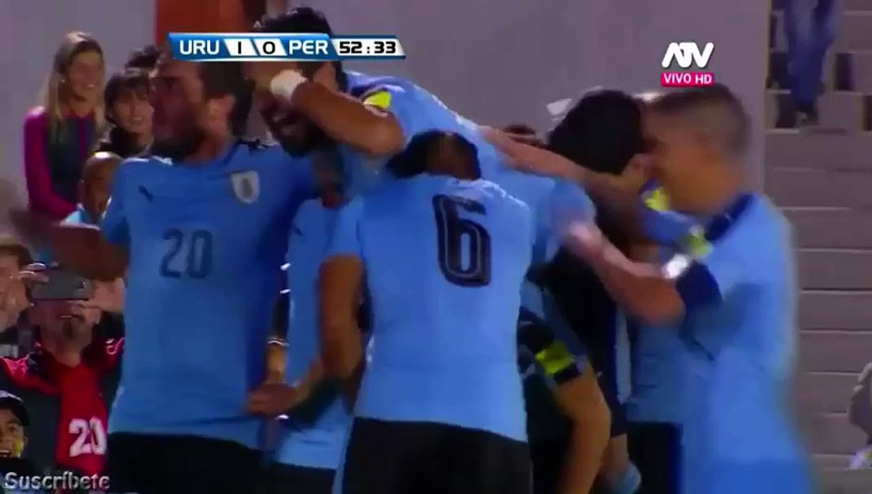 Le beau but de Cavani avec l'Uruguay Vs Bolivie