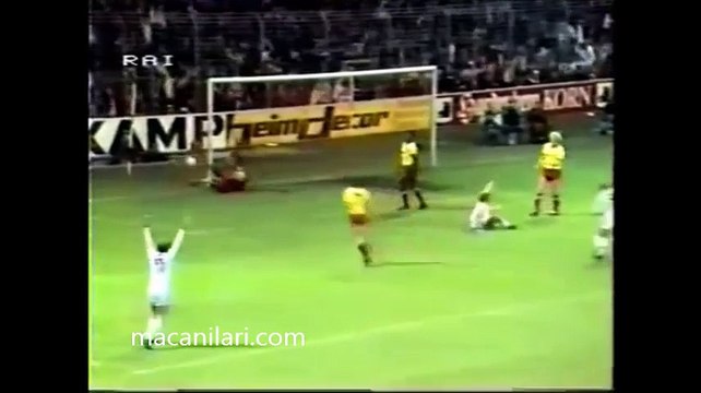 14.09.1983 - 1983-1984 UEFA Cup 1st Round 1st Leg 1. FC Kaiserslautern 3-1 Watford FC