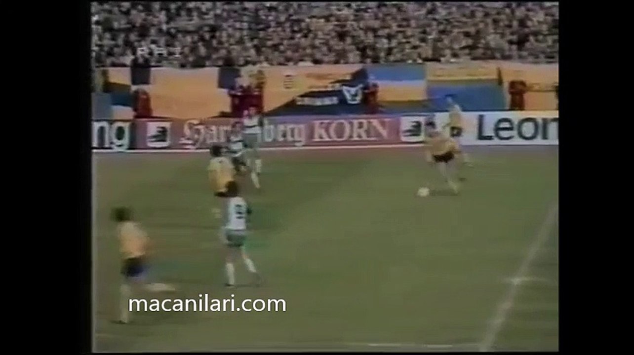 19.10.1983 - 1983-1984 UEFA Cup 2nd Round 1st Leg 1. FC Lokomotive Leipzig 1-0 SV Werder Bremen