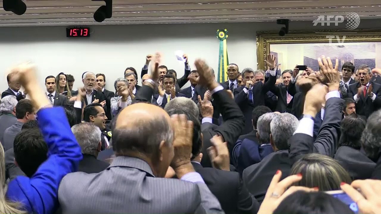 PMDB deixa o Governo