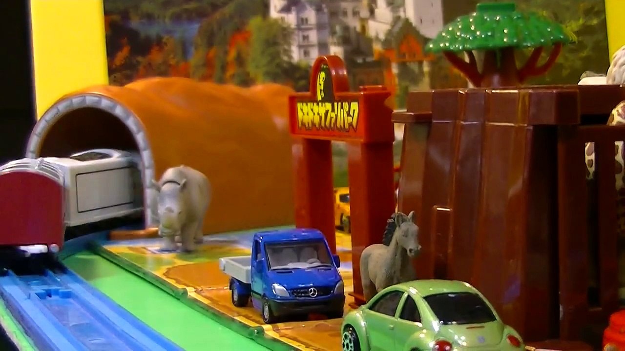 【oyuncak tren】Spencer Thomas ve Arkadaşları ziyaret Safari Park (01774 tr)