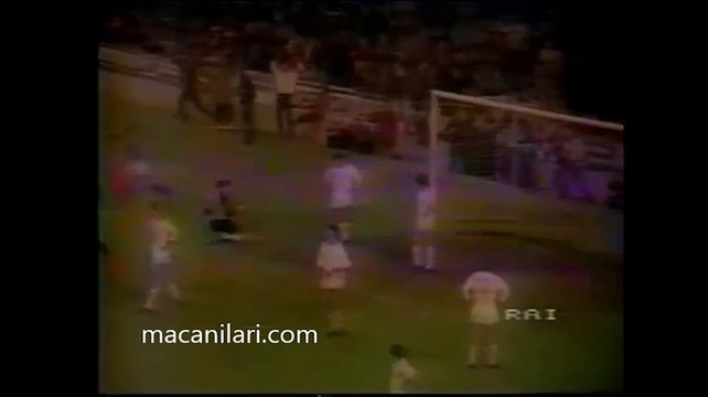 02.11.1983 - 1983-1984 UEFA Cup 2nd Round 2nd Leg AC Sparta Prag 3-0 RTS Widzew Lodz