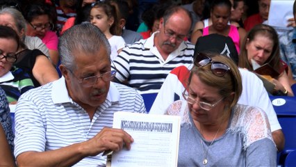 Contre Donald Trump, ruée hispanique vers la citoyenneté américaine