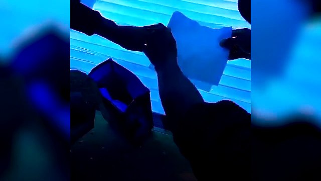 Faire cuire son steak dans une cabine de bronzage