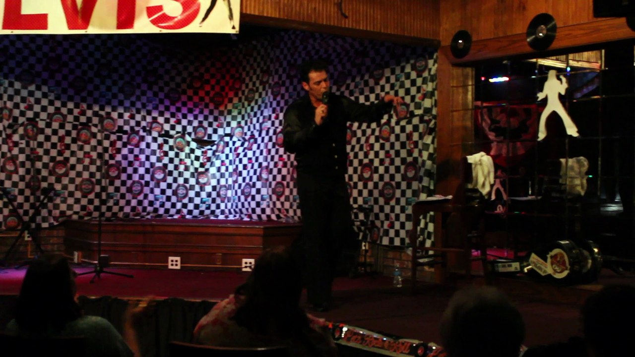 Franz Goovaerts sings 'Walking In Memphis' Clarion Elvis Week 2015