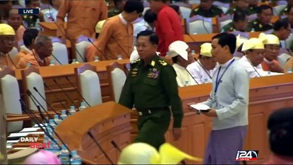 Myanmar: first civilian President in more than 50 years sworn in