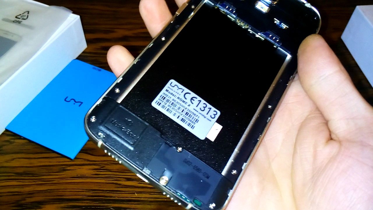 Unboxing UMI Romex Quad-Core,1GB RAM