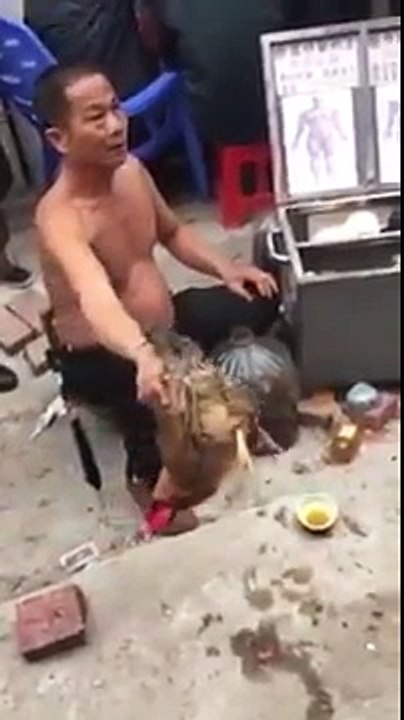 Homeless Man Does Unbelievable Act Social Experiment