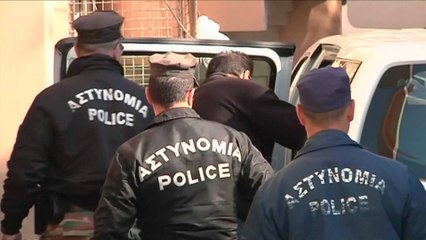 Pengmarrja e avionit, autori mbante brez eksplozivi të rremë - Top Channel Albania - News - Lajme