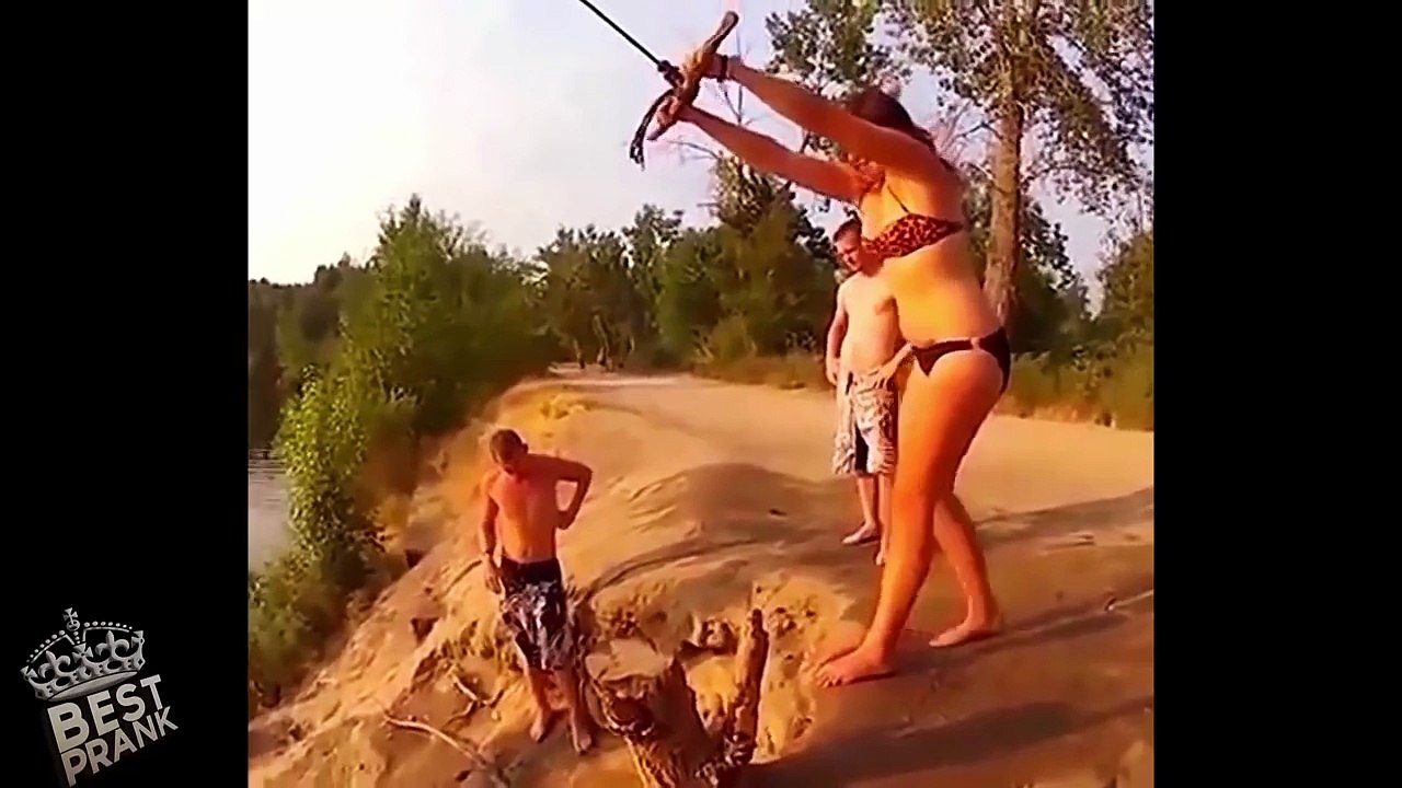 Funny Videos ★ People Doing Stupid Things
