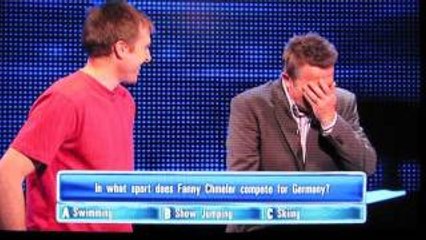 Bradley Walsh giggles at Fanny Chmelar ( Smeller ) - very funny (ITV The Chase - Oct 201