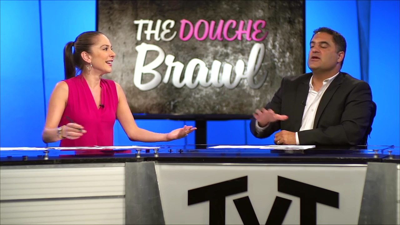 Orlando Bloom Punches Justin Bieber [Video]