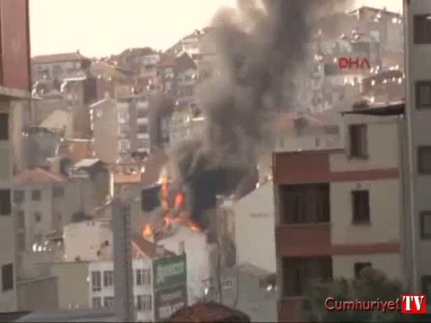 Şişli'de yangın: Bina alev alev yanıyor