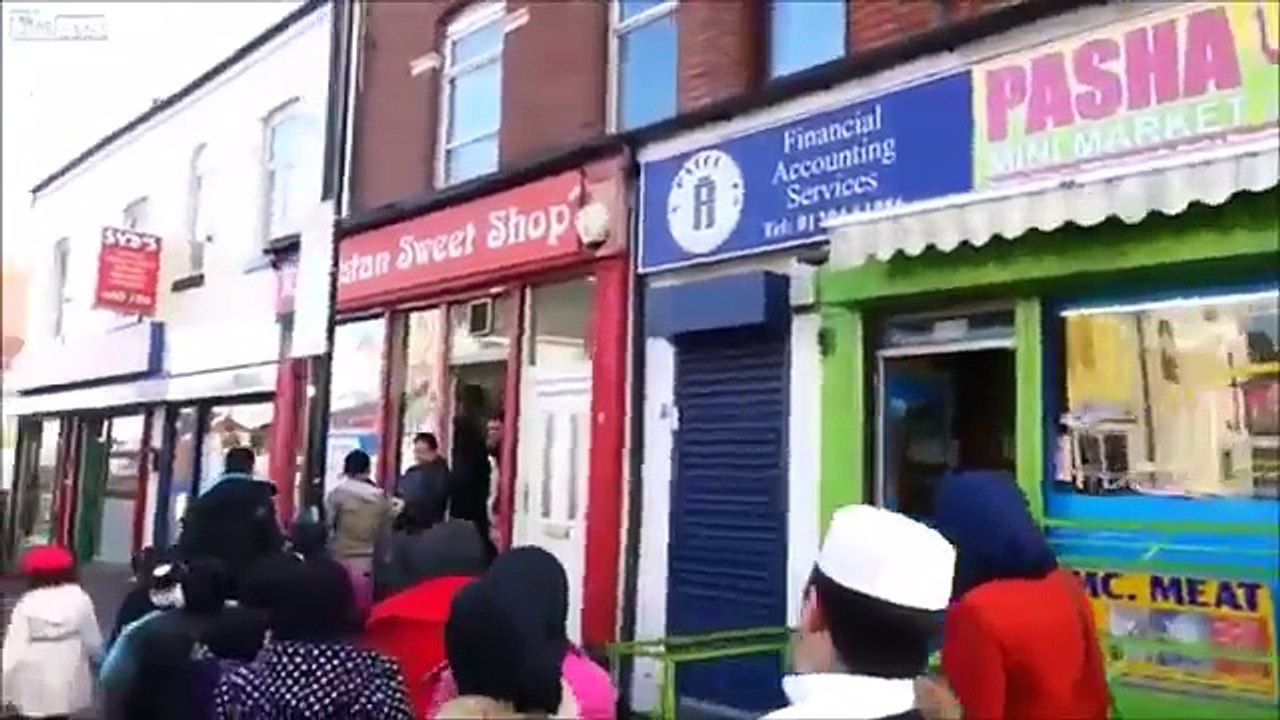 School children in Britain forced to to go outside to shout "Allahu Akbar" at people