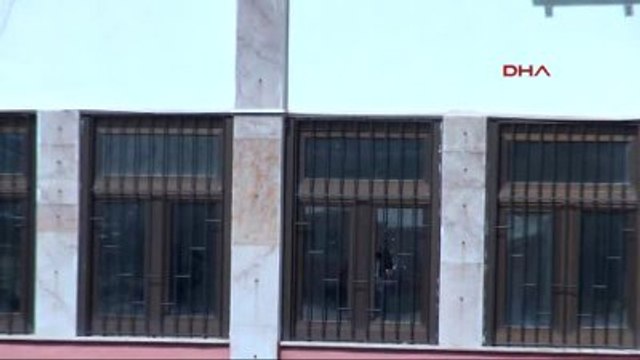 Tunceli'de Valilik ve Adliye Binasına Bomba ile Girmeye Çalışan Dhkp-C'li Terörist Ölü Ele Geçti
