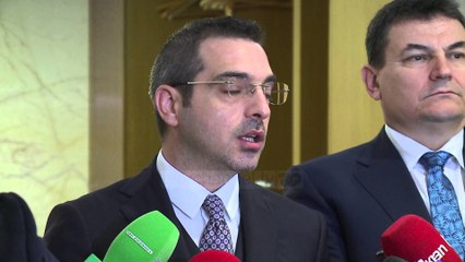 Tahiri: Strazimiri dorëzoi armën - Top Channel Albania - News - Lajme
