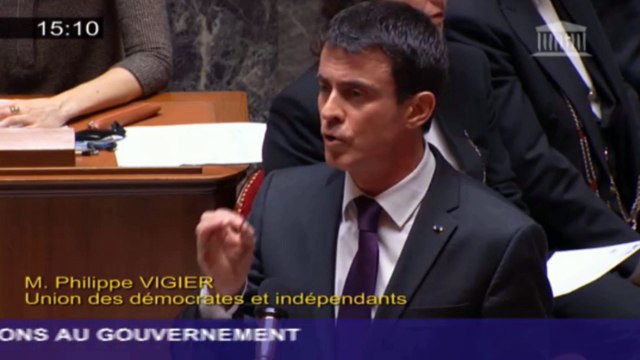 Déchéance de la nationalité : la faute à la droite selon Valls