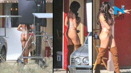 Kylie Jenner is killer in his seriously plunging crop top