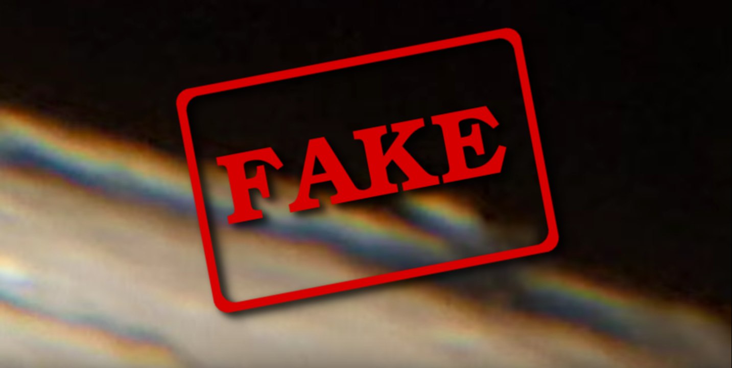 Fake !!! Something weird on the Moon